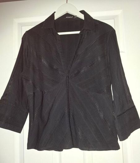Blouse size 18