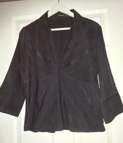 Blouse size 18