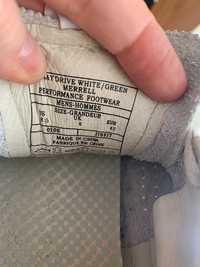 mens walking shoes