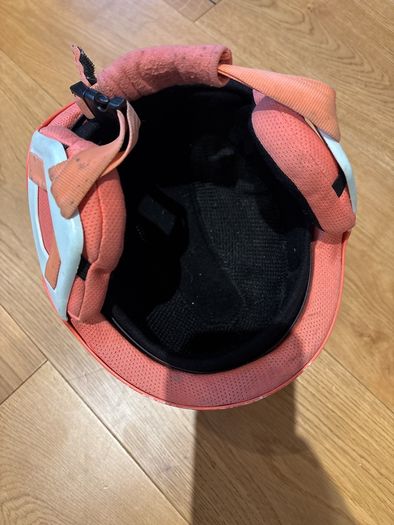 skiing helmet (7-11 years old)