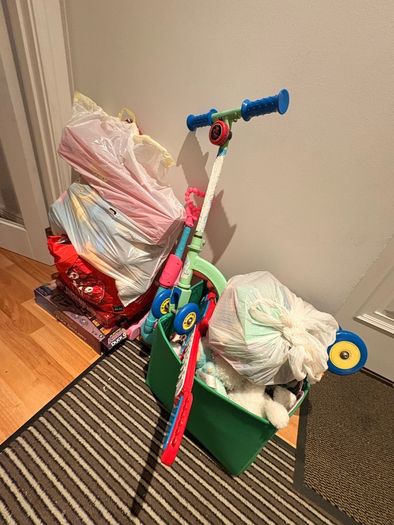 toys