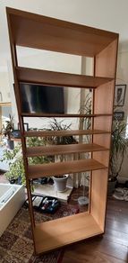 shelving unit