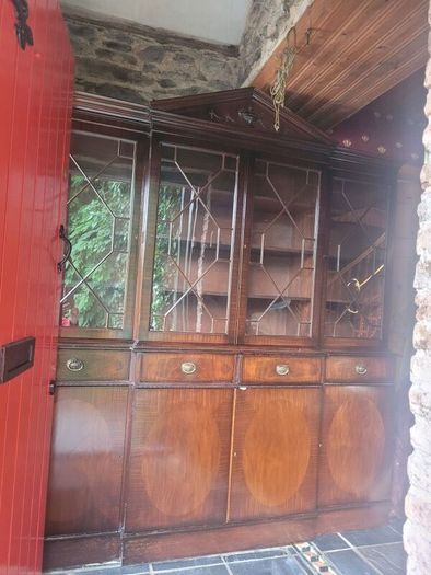 Display Cabinet