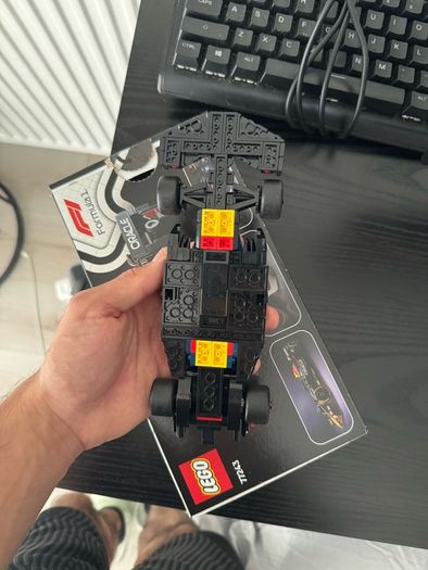 LEGO F1 RedBull (Red Bull F1 merch) built