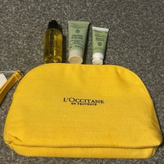 Loccitane mini set with cosmetic bag