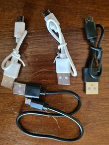 Micro USB cables x4.