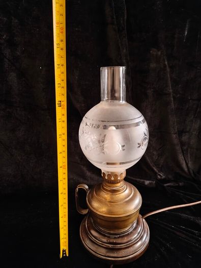 antique Edwardian style table lamp