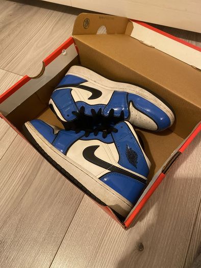 Jordans Signals Blue