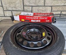 hyunda Kona 241 emergency wheel with jack and wheel cover.