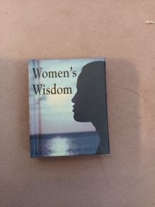 Mini women's wisdom book