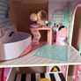 LOL dollhouse and over 15 dolls over various sizes Image 2