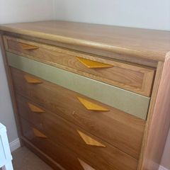 Bedroom Chest of drawers