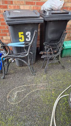 iron cast garden bench sides