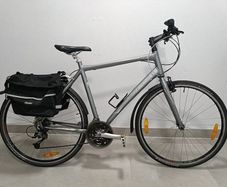 Trek commuting hybrid bike size L /22.5inch