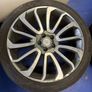 22 inch Range Rover vouge wheels and good tyres Image 3