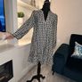 Ladies Black & White Dress from Dunnes Stores Size Small UK 8-10 / EU 36-38 Image 5