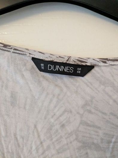 Dunnes dressy top