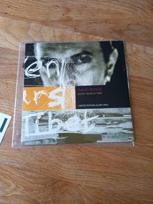 David Bowie Seven years in Tibet 7"record