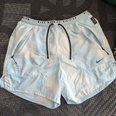 Brand new Nike Men's Running Division Shorts Size S