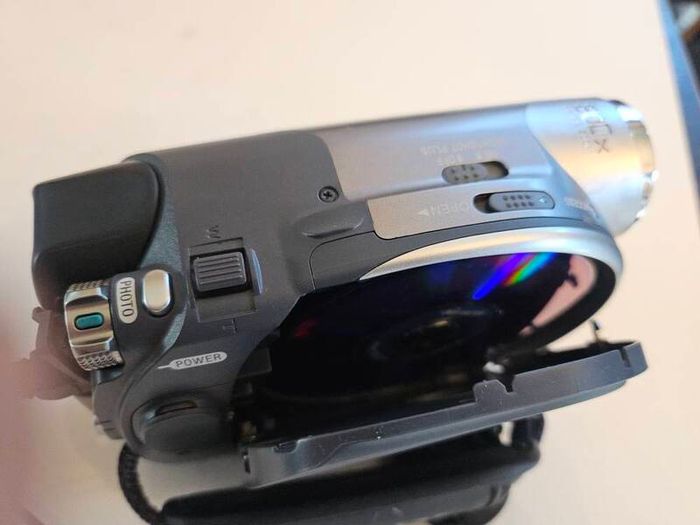Sony DCR-DVD705E vintage DVD Handycam camcorder
