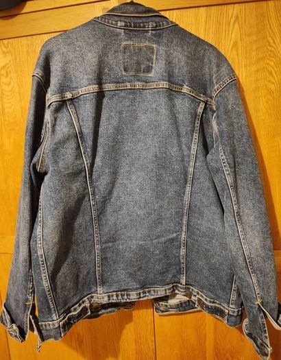 men's XL classic Levi jeans jacket