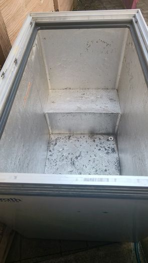 Deep freezer