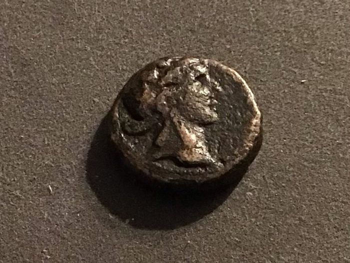 Ancient Greek Coin Phoenicia Sidon 117 AD