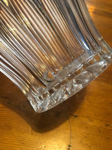 Crystal type vase / lamp