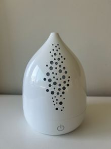 Essential oil diffuser