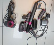 Dyson  Airwrap and hairdryer for parts