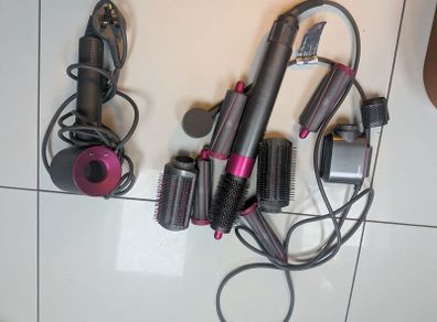 Dyson  Airwrap and hairdryer for parts