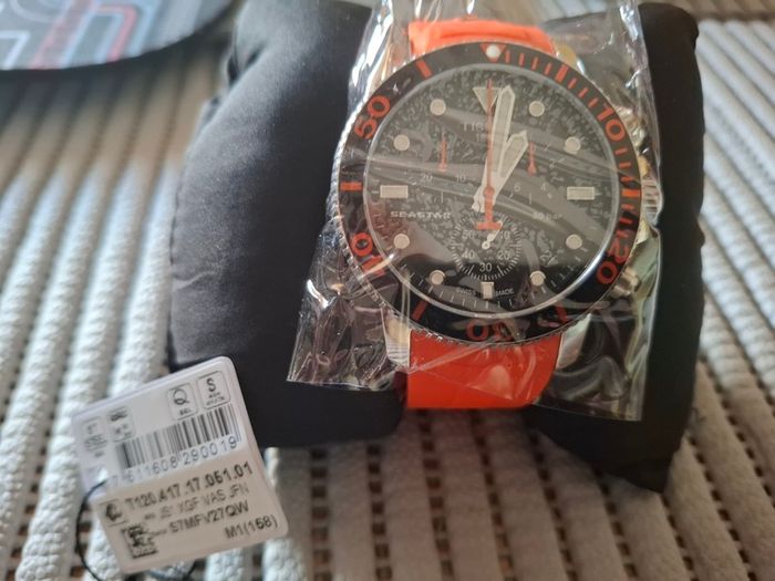 Tissot Seastar 1000 Quartz Watch New In Box