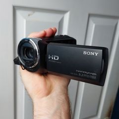 Sony HDR-CX240 Camcorder Video Camera