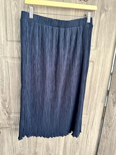 BWNT Newlook Skirt - UK 12