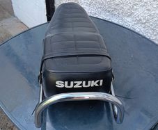 Gn125 saddle