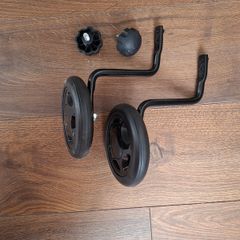 Spesialized child stabilisers- never used
