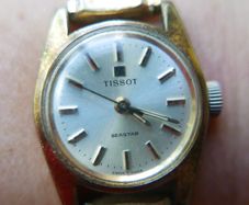 Vintage Tissot Seastar Gold Plated Ladies Watch - works well.