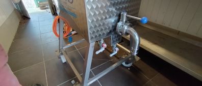 Cheese vat