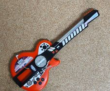 Simba  My Music World I-Light Light Guitar Multicolor