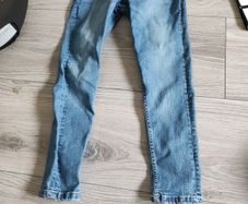 BNWT Skinny Jeans Age 8-9