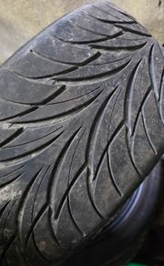 235/40/R17 Tyre 60%