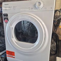 Hotpoint 8kg Vented Dryer For sale like new