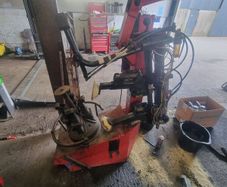 Butler Tyre Changer