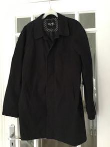 Men's 'Boohoo Man' Black  lightweight Coat. Size Medium