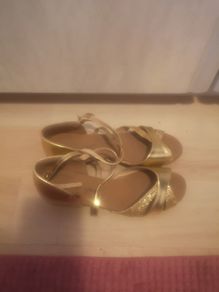 girls gold sandals