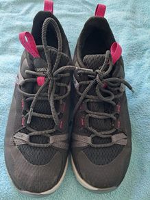 hiking shoes Merrell size 38