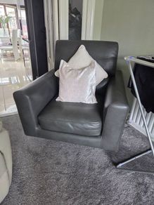Free leather swivel chair