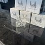 Skull-shaped shot glasses 5x Image 3