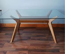 Dining room table
