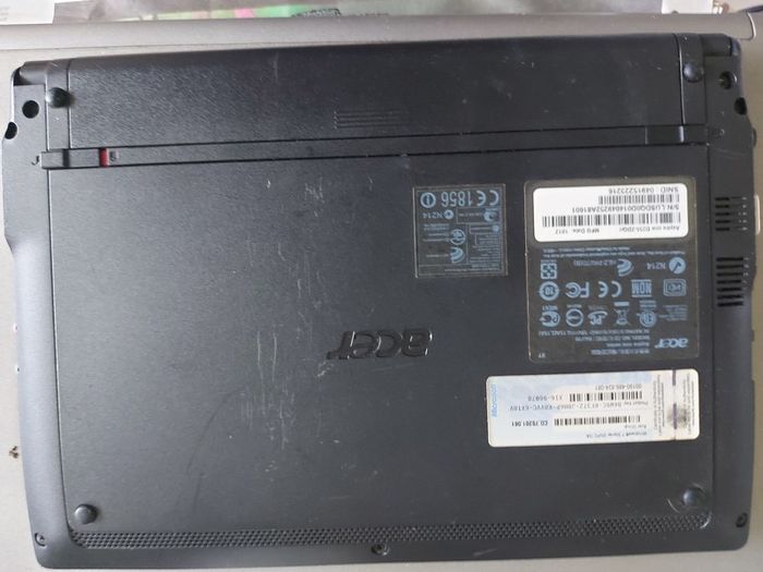 Acer Aspire One, Model D255, Intel Atom N450, 1.66 GHz, 1GB Ram, 250GB HDD, Windows 7, 32 bit, Firefox, Opera, chrome